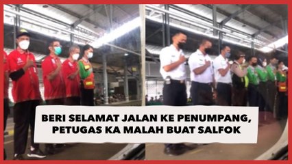 Baris Beri Selamat Jalan ke Penumpang, Petugas Kereta Api Malah Buat Salfok