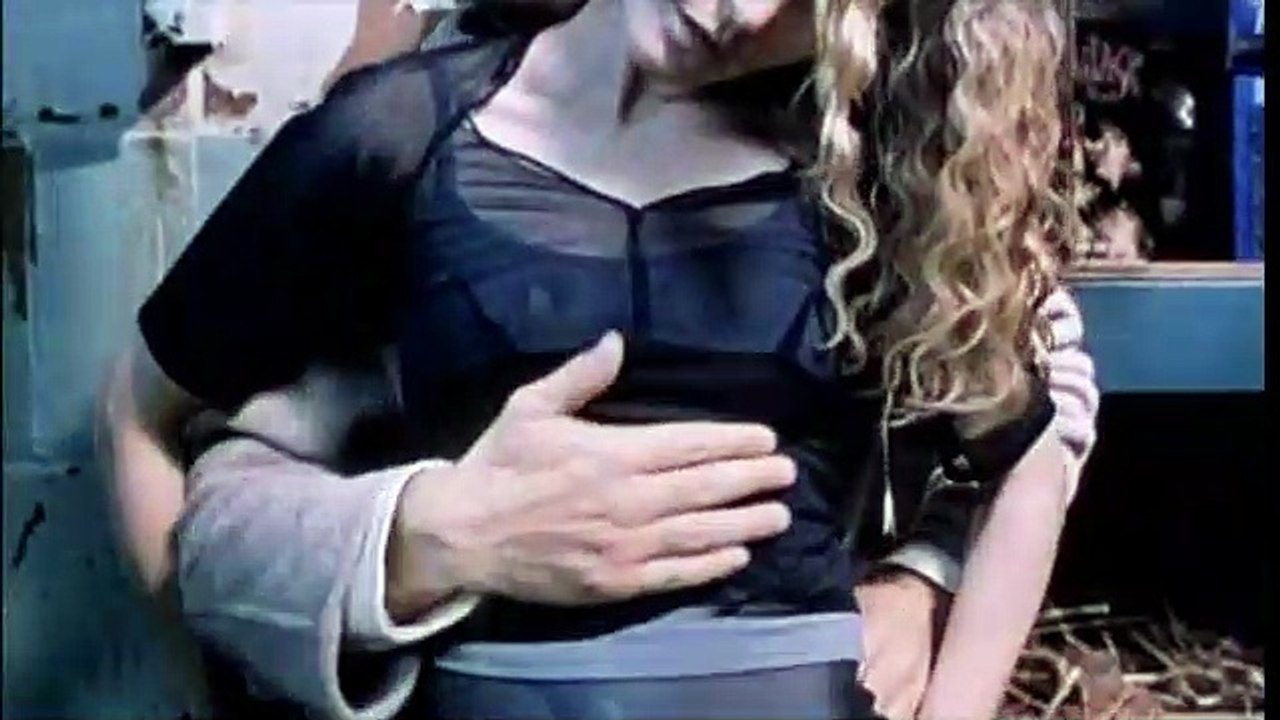 Nur ein Sommer Trailer DF