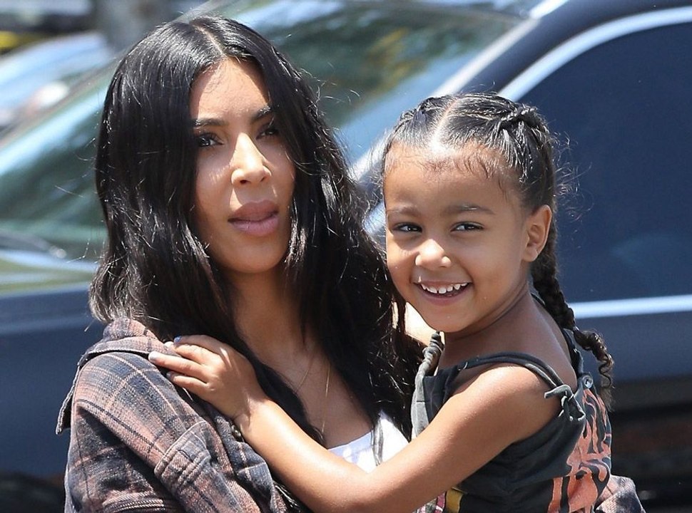 Vidéo : North West fait encore des siennes et fait fondre toute la toile