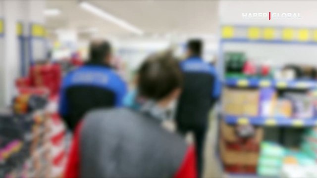 Yalova'da raflarda olması gereken ayçiçek yağları depolarda bulundu