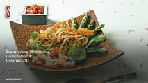 Vídeo Receta: Ensalada con gambas y espárragos