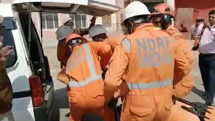 भूकंप से मेडिकल कॉलेज की बिल्डिंग हुई क्षतिग्रस्त, 19 लोग फंसे !