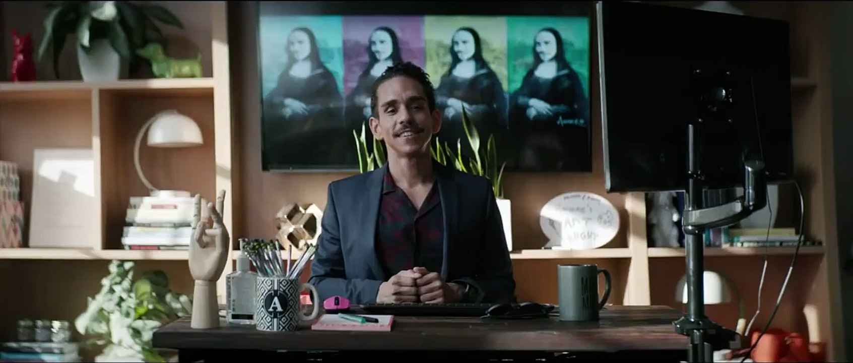 Tone-Deaf Tráiler VO