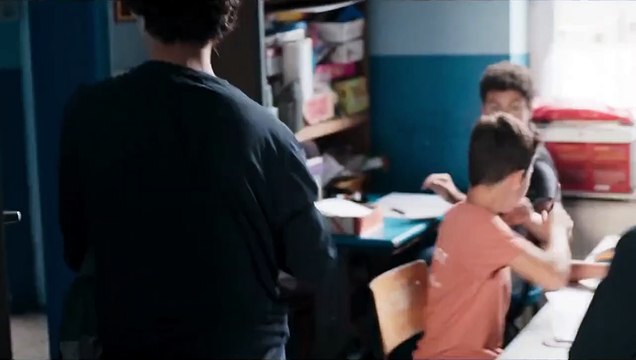 El joven Ahmed Tráiler