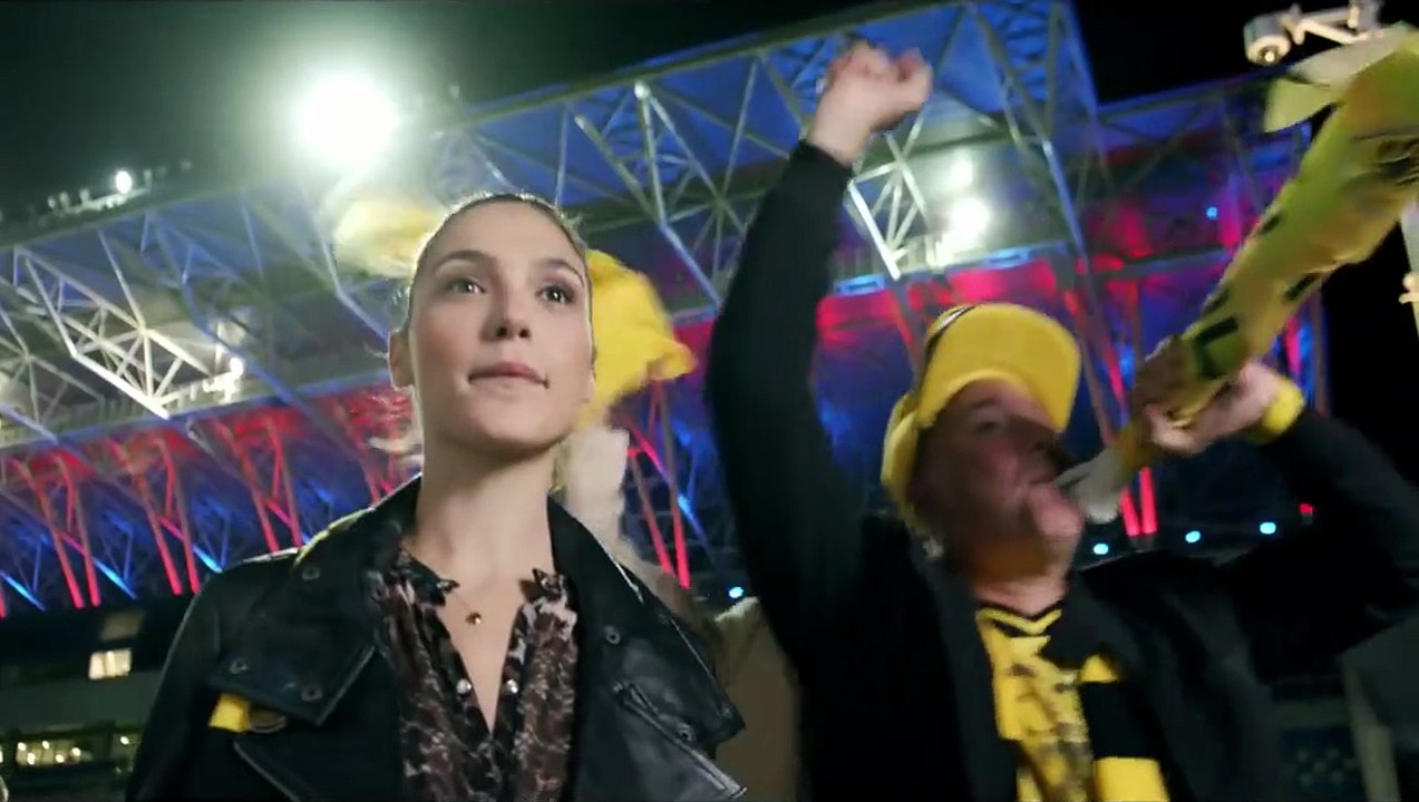 Amor em Jogo Trailer Original