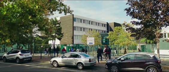 Los profesores de Saint-Denis Tráiler Español