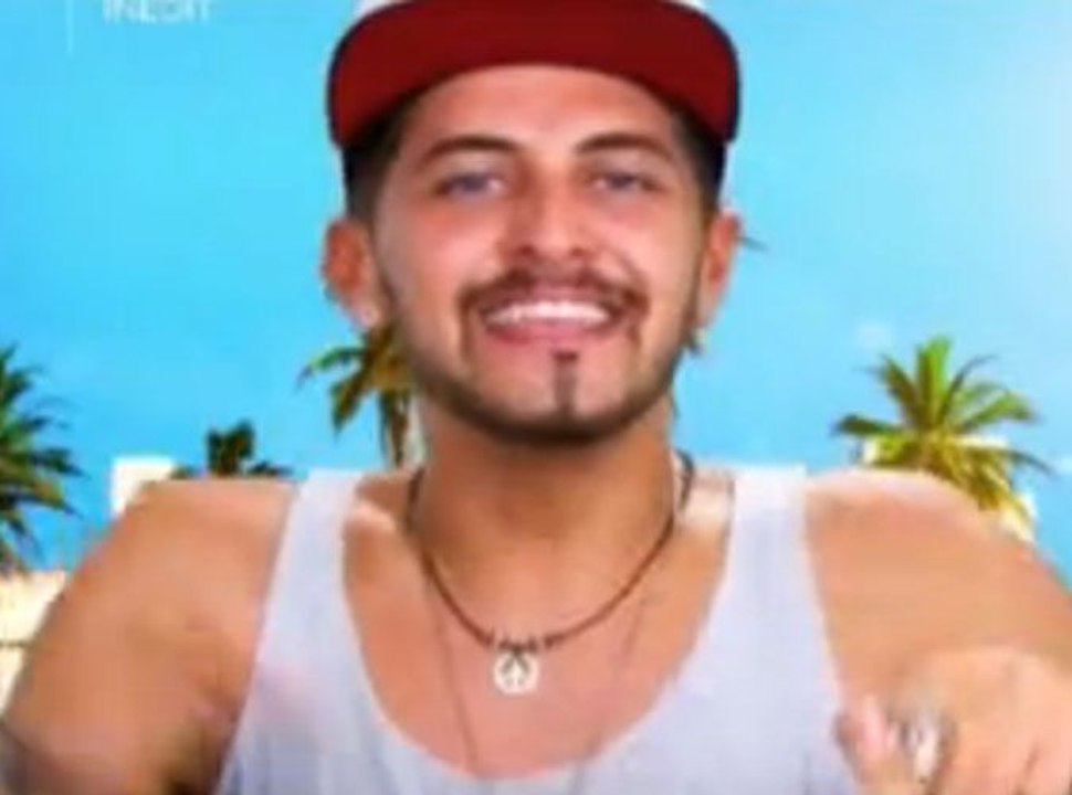 Zapping PublicTV n°201 : Julia (Les Marseillais à Miami) veut être dame pipi & Elie Semoun en chanteuse chevelue !