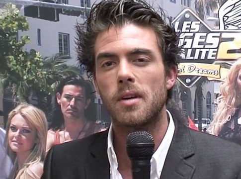 Exclu : Jonathan des Anges de la Télé Réalité 2 : Je ne peux pas vous dire que j’aime Caroline mais (si) ! (…) Je vais continuer à aider Loana !