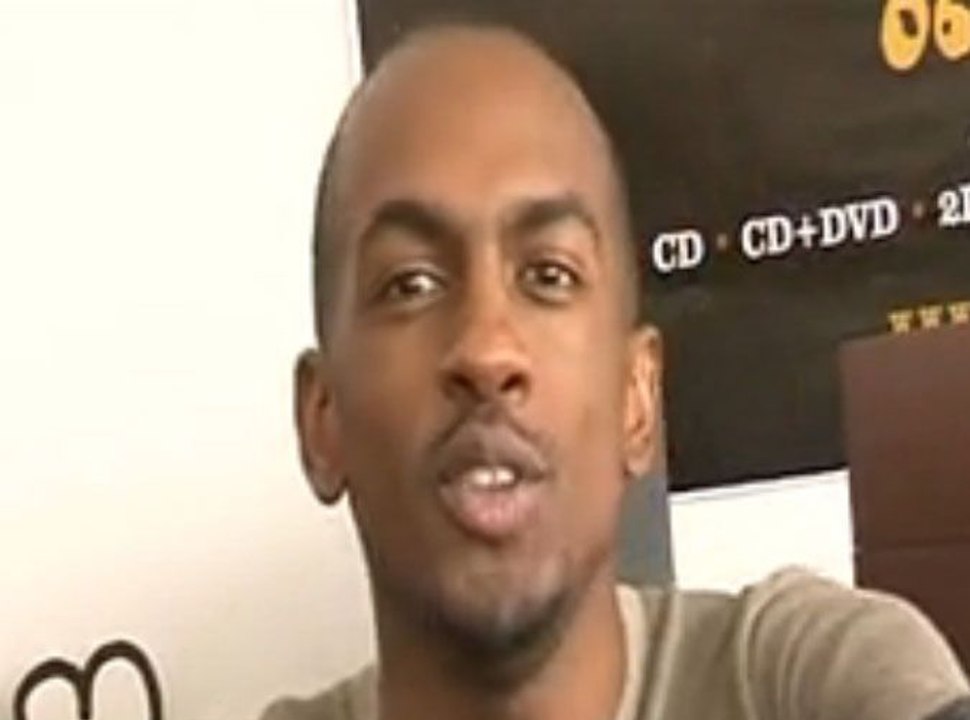 Exclu Public : Le phénomène du moment, Colonel Reyel, vous dit tout... Et vous offre même une version inédite du titre "Celui" !