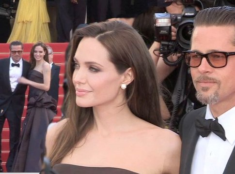 Les plus belles montées des marches à Cannes avec Brad Pitt, Angelina Jolie, Maïwenn Le Besco et Jean Dujardin ! So cute !