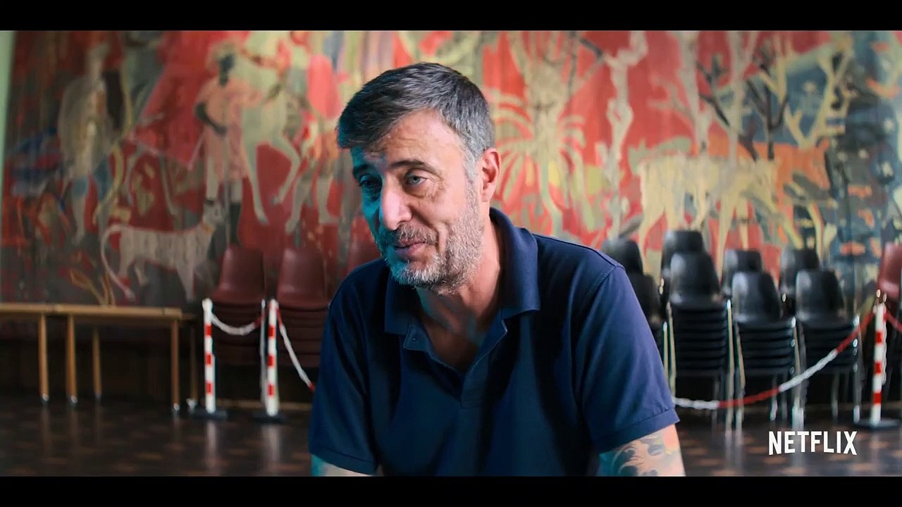 Los reyes de la estafa - Trailer VO