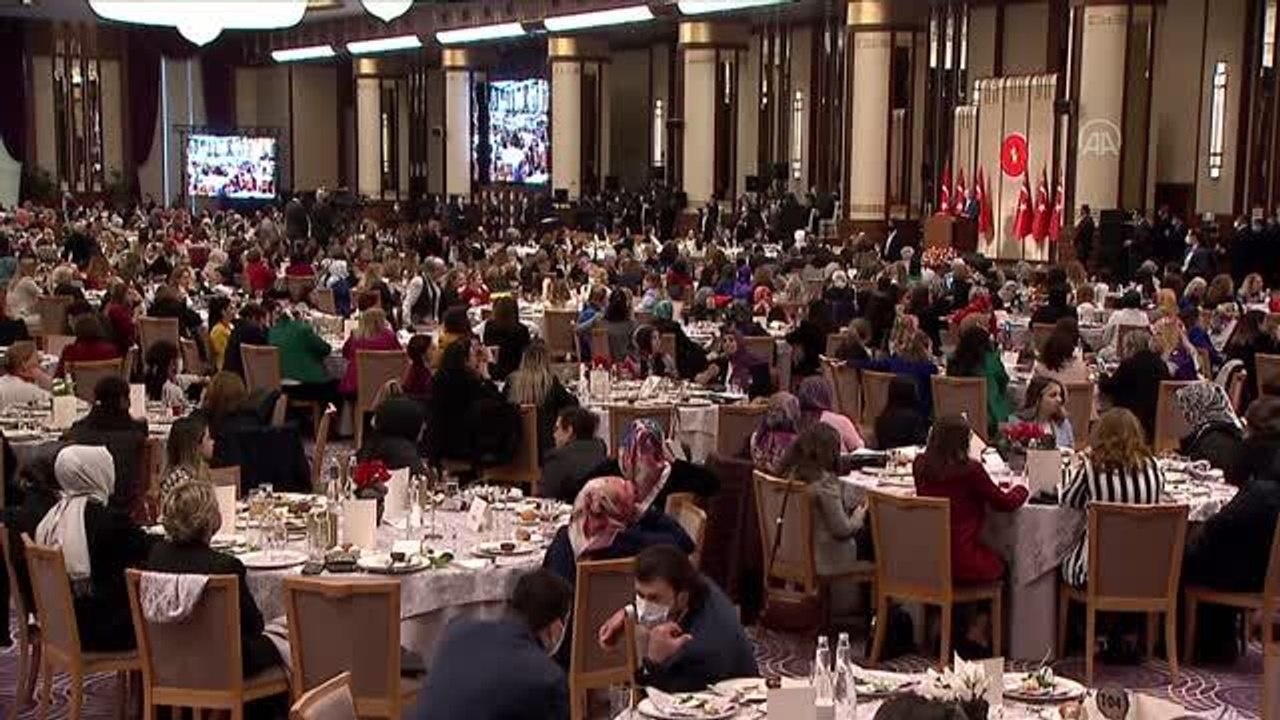 Son dakika haber... Cumhurbaşkanı Erdoğan: "Ankara'da, Muhtar Konukevi'ni 19 Ekim Muhtarlar Günü'nde hizmete açmayı planlıyoruz"