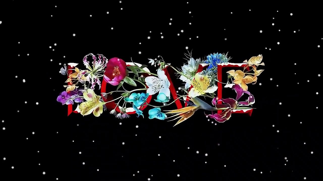 Stella Maxwell : La nouvelle chérie présumée de Kristen Stewart se dévoile dans une vidéo ultra HOT !