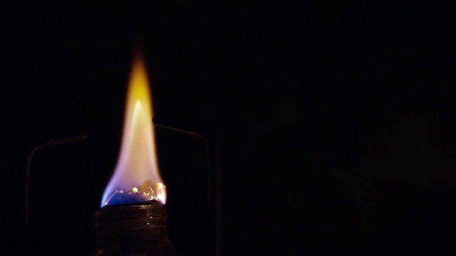 Anna's War Trailer Original