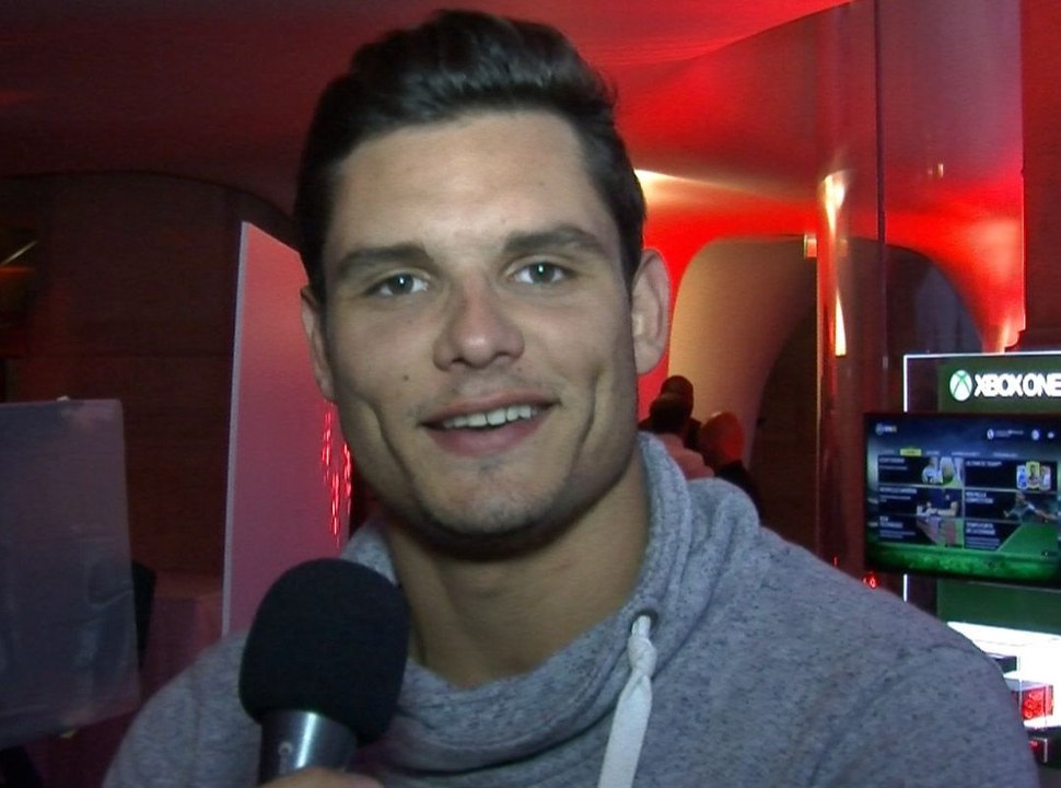 Exclu Vidéo : Florent Manaudou : “ Les jeux vidéos, c’est pour les mecs ! Devant la console il y a ni ma soeur, ni ma copine !