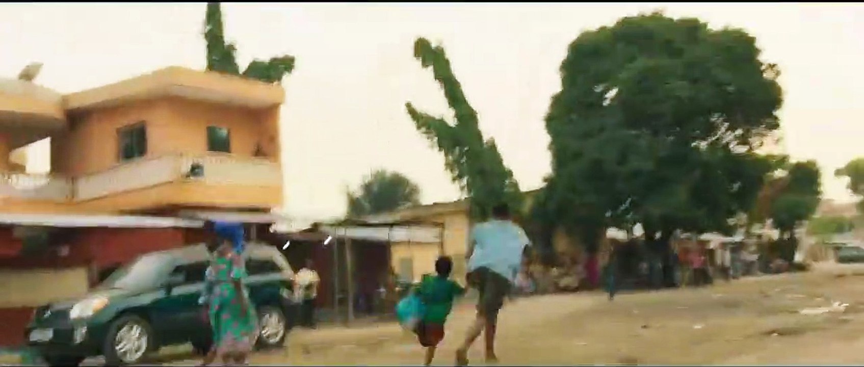 Adú Trailer Original
