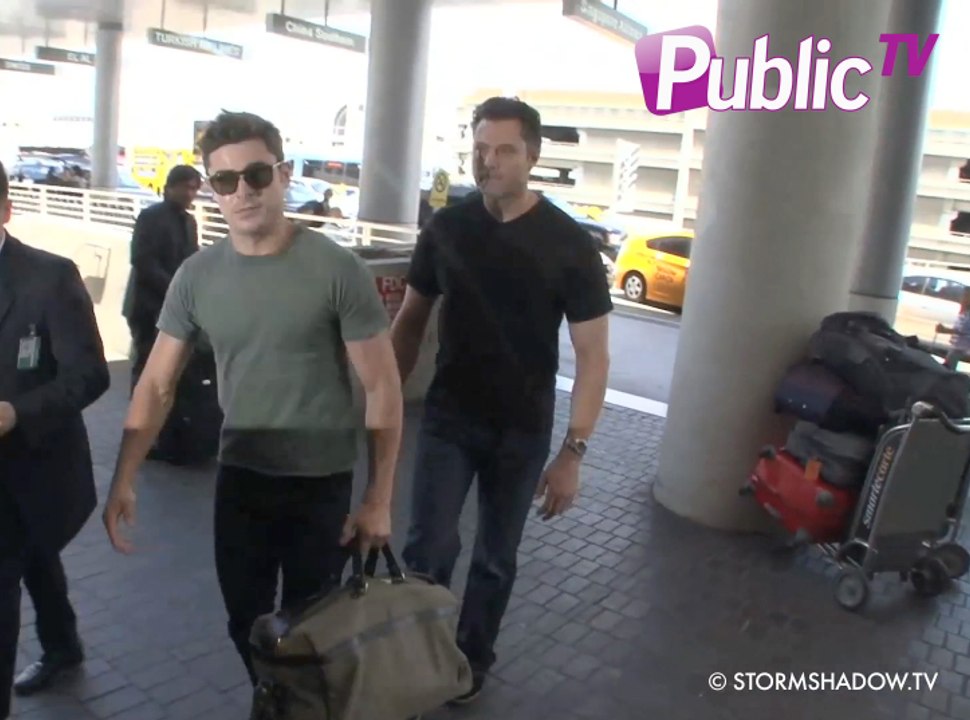 Exclu Vidéo : Zac Efron est-il bisexuel ?