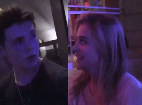 Exclu Vidéo : Brooklyn Beckham et Chloë Moretz ensemble au concert d'Ed Sheeran mercredi soir !