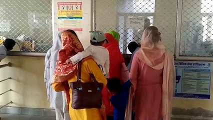 यात्रा निशुल्क...रोडवेज में कई महिलाओं को नहीं मिली सीट, पुरुष रहे काबिज