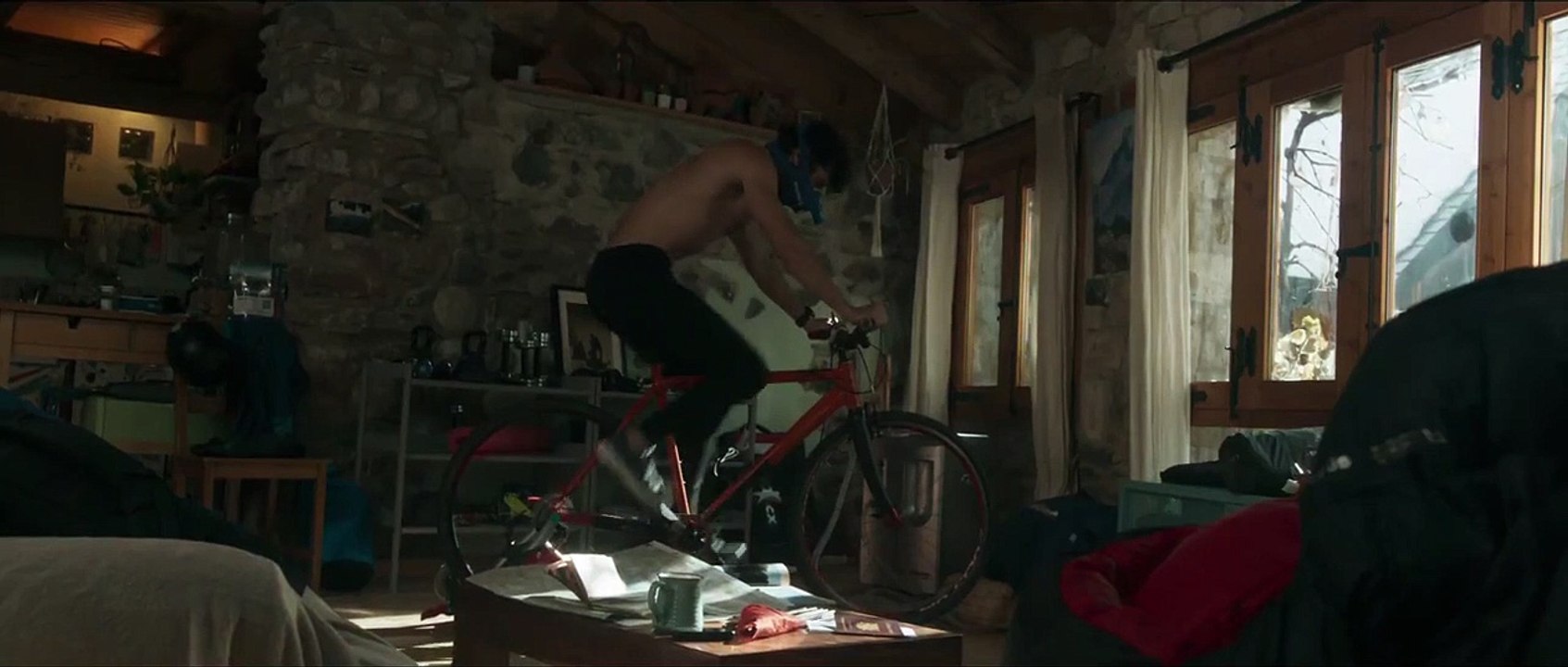 La cima Trailer