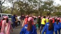 पिकंथॉन में उत्साह से दौड़ी महिलाएं
