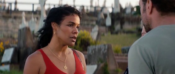 Un pequeño contratiempo Tráiler