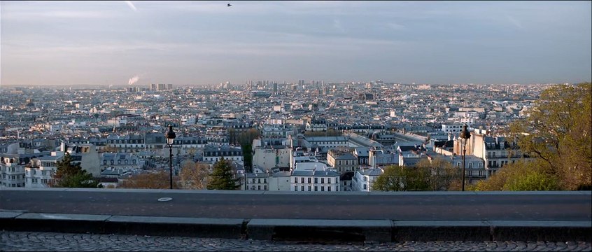 Bajo las estrellas de París Tráiler