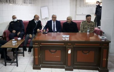 Vali Gündüzöz'den cansız bedeni bulunan Yağmur'un ailesine taziye ziyareti