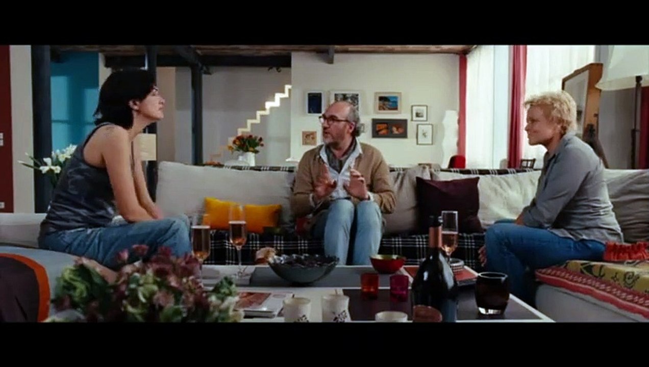 Zum Glück bleibt es in der Familie Trailer DF