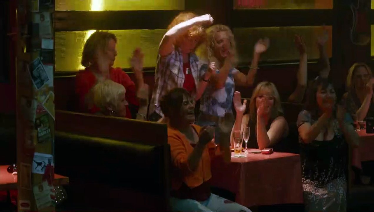 Madame empfiehlt sich Trailer DF