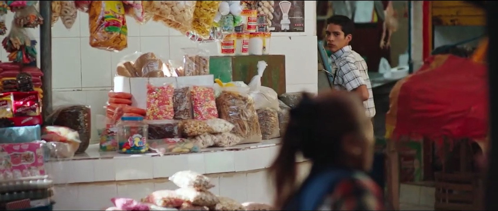 Contatado Trailer Original