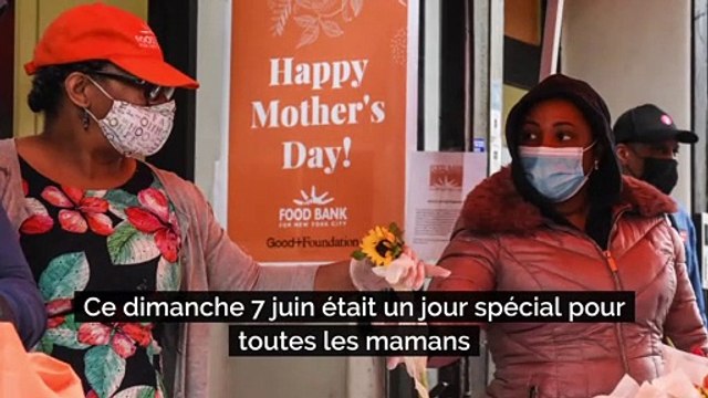 Carla Bruni comblée pour la fête des Mères : Elle pose avec Giulia et Aurélien