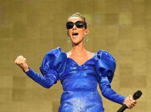 Brune et cheveux courts, Céline Dion s’est métamorphosée !