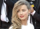 Exclu Vidéo : Découvrez Amber Heard qui passe presque inaperçue à Cannes !