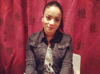 Vidéo : Exclu Public : Isleym : elle se consacre à sa musique mais attend également le prince charmant... "Celui dont on rêve toutes" !