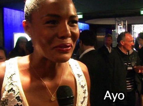 Exclu vidéo : Les larmes d' Ayo aux Globes de Cristal : C’est la première fois dans ma vie que je gagne quelque chose pour ma musique .