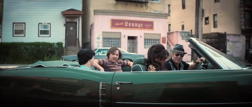 Santos criminales Tráiler VO (2)