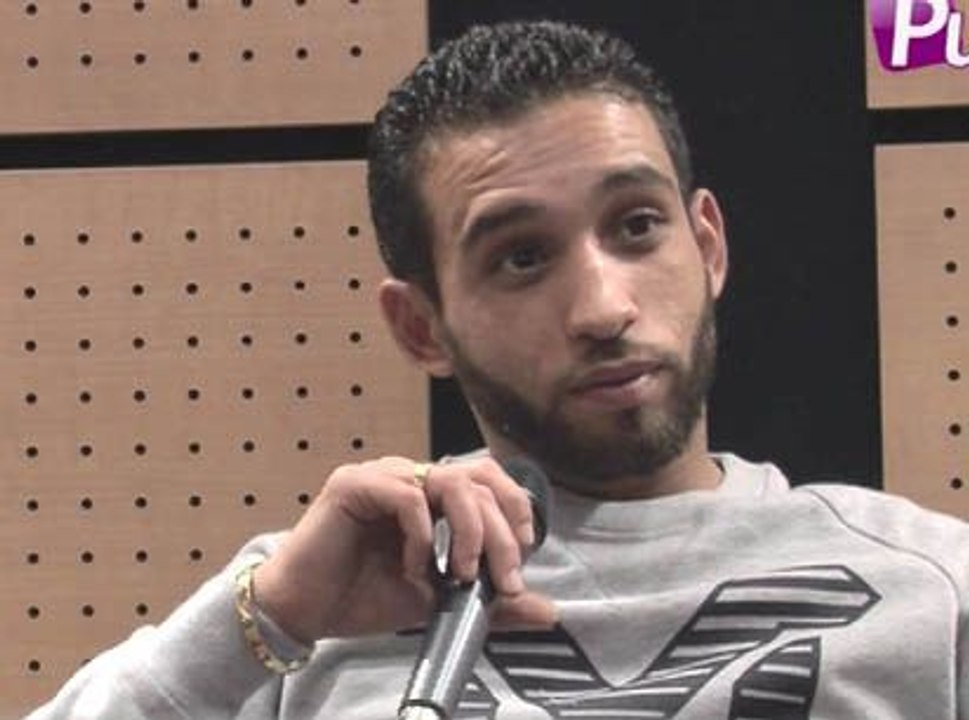 Exclu Vidéo : Le rappeur Mister You : "J'ai ce côté lover qui est en moi ! "