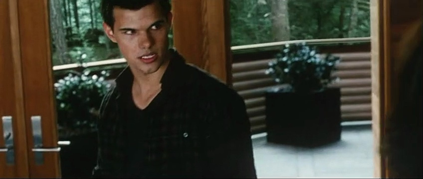 Twilight 4: Breaking Dawn - Bis(s) zum Ende der Nacht (Teil 1) Videoclip (7) DF