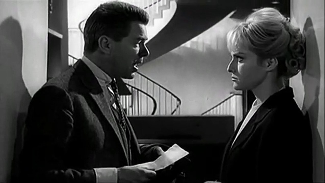 Die Tür mit den 7 Schlössern Trailer DF