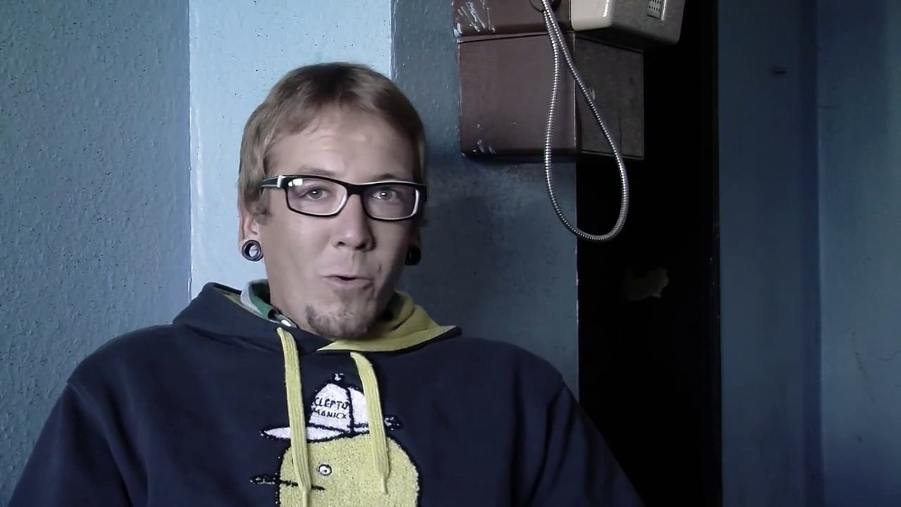 That's Life Trailer DF