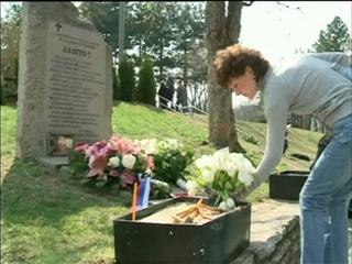 Peringati ulangtahun ke-14 pengeboman Nato