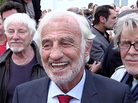 Vidéo : Daniel Auteuil, Michel Boujenah, Hugues Aufray… Tous présents pour célébrer Belmondo et son musée !