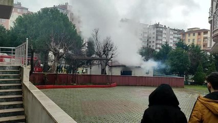 Son dakika! Kartal'da gecekonduda çıkan yangın söndürüldü