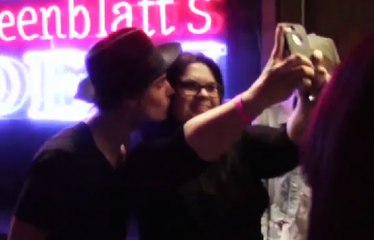 Vidéo : Justin Bieber : le bad-boy se rachète une conduite auprès de ses fans !