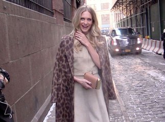Vidéo : Poppy Delevingne : Divine pour le show de Michael Kors !