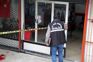 Son dakika haber! İzmir'de kan davalısını ağır yaralayan şüpheli teslim oldu