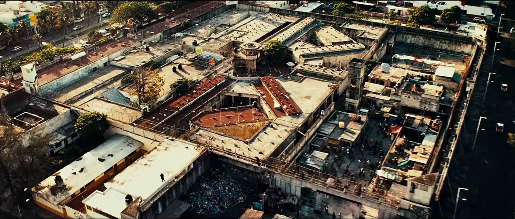 Get The Gringo Trailer DF