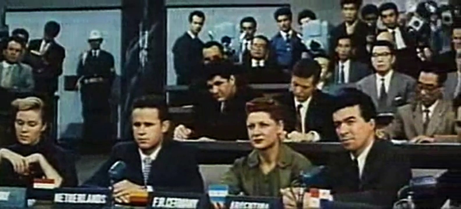 Krieg im Weltenraum Trailer DF