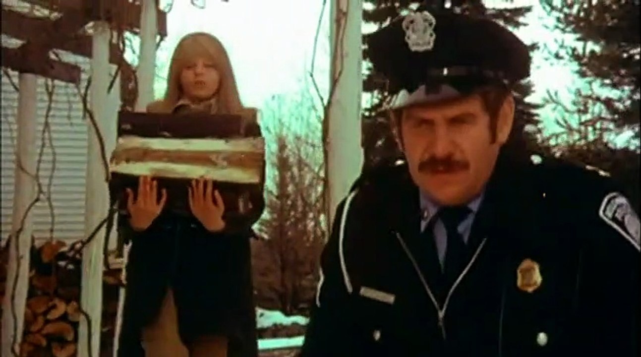 Das Mädchen am Ende der Straße Trailer DF